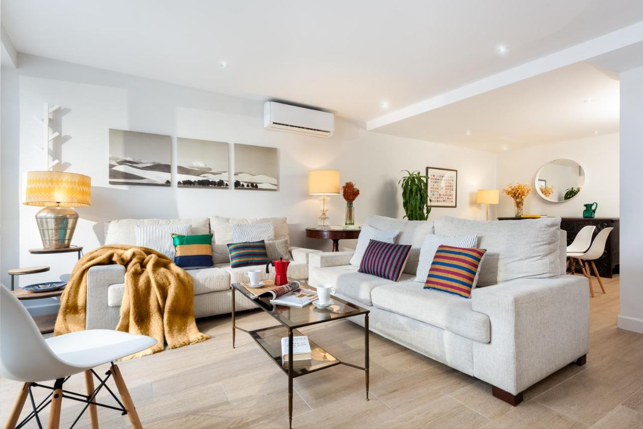 Plaza Espana, Acogedor Apartamento Con Patio Севілья Екстер'єр фото